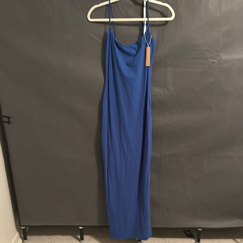 Skims Elegant Blue Maxi Dress size medium nwt